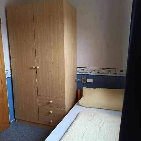 Der Amboss * שיליג